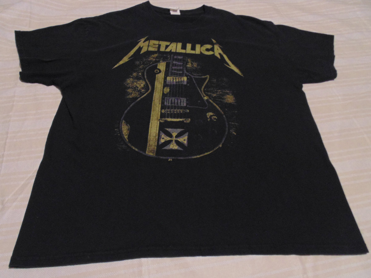 Vintage Metallica Iron Cross Hetfield Guitar T-Shirt