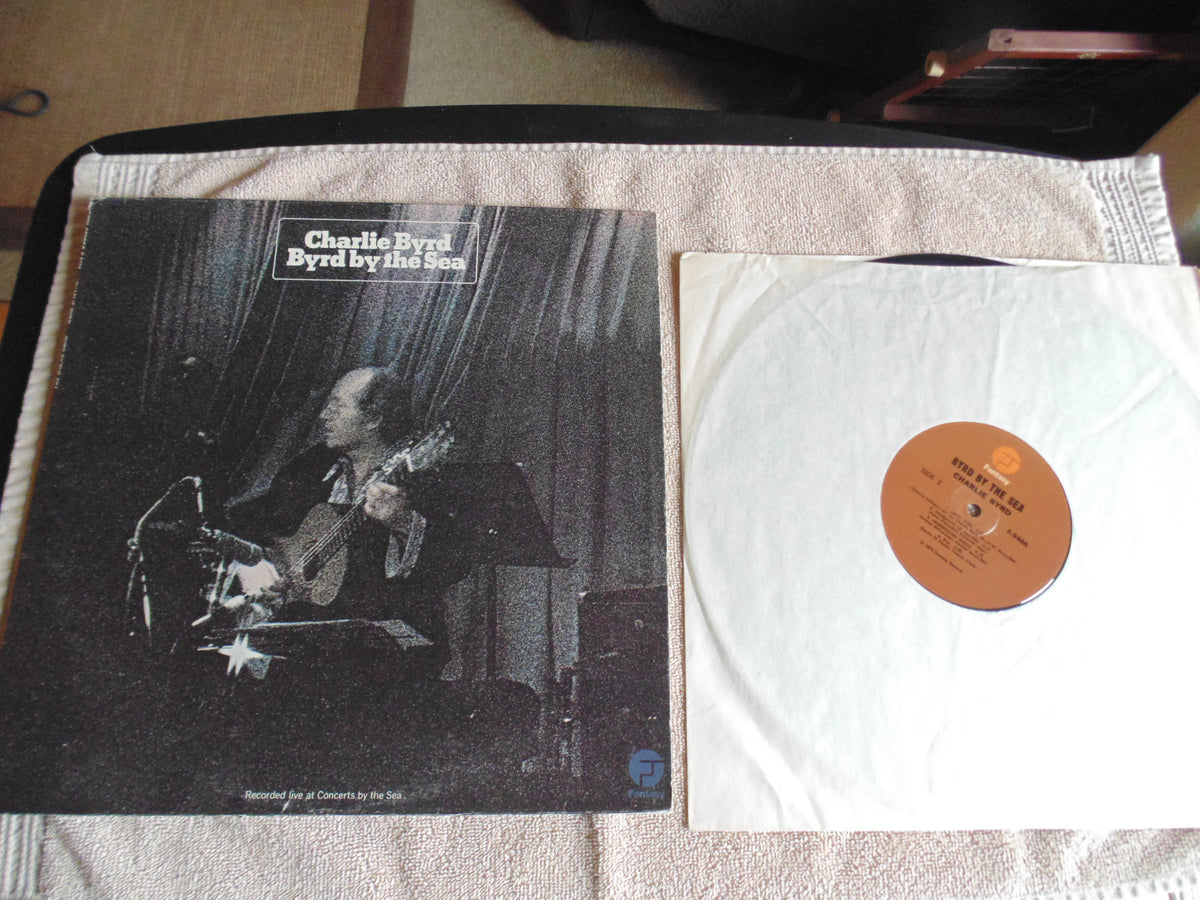 Charlie Byrd LP, Byrd by the Sea, Recorded Live, Fibits: LP, CD, Video & Cassette Store