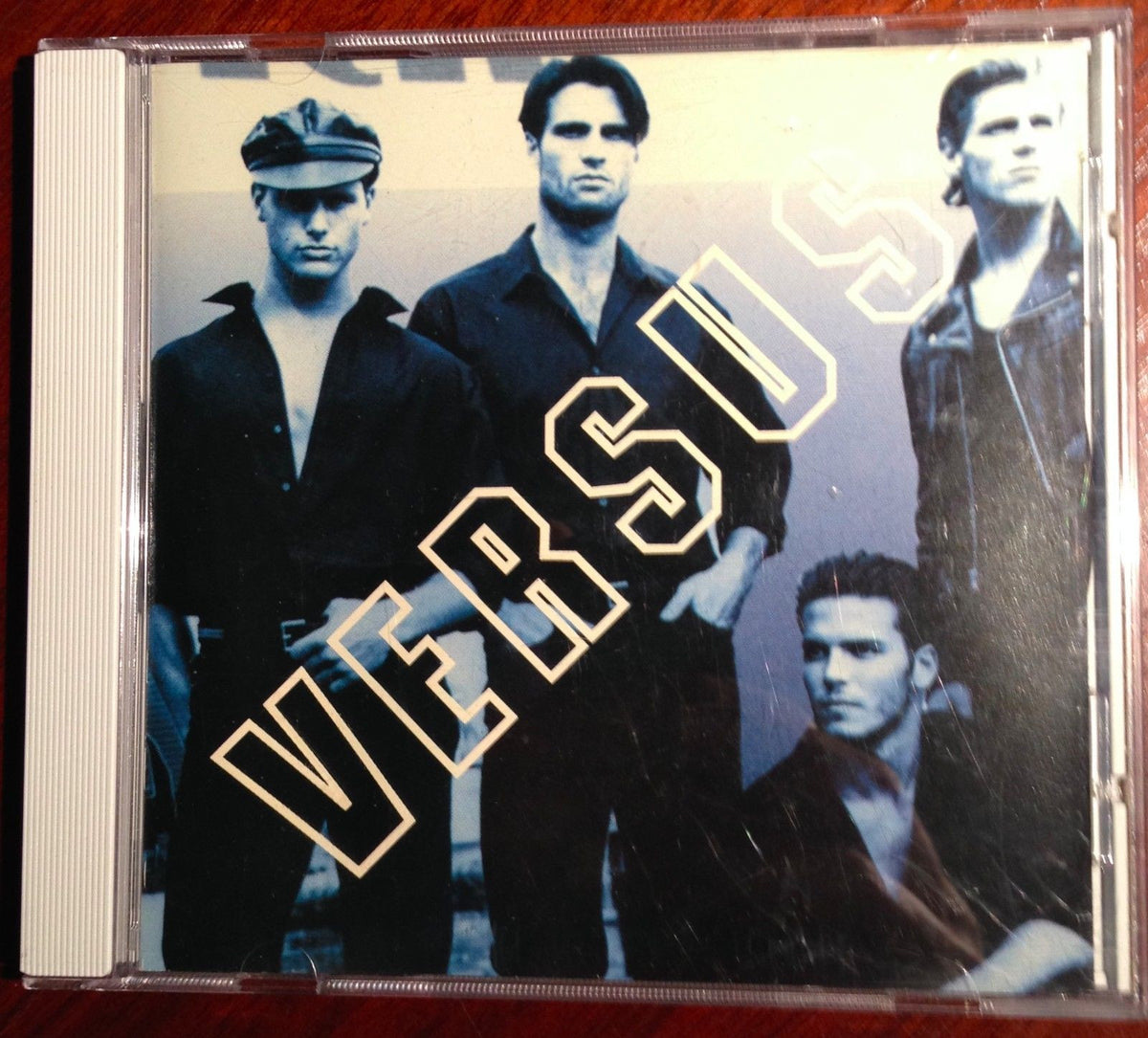 Versus Music Collection CD, Various, Soundgarden, Tora Tora, Blues Traveler, Vega, Gin Blossoms